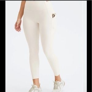 Fabletics The Oasis Legging in color Egret - Size M